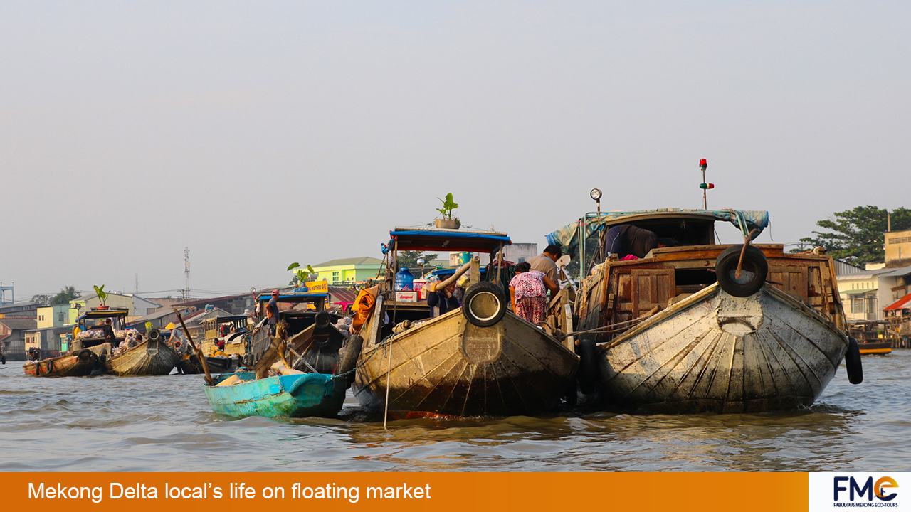 Local life on Floating Market Vietnam