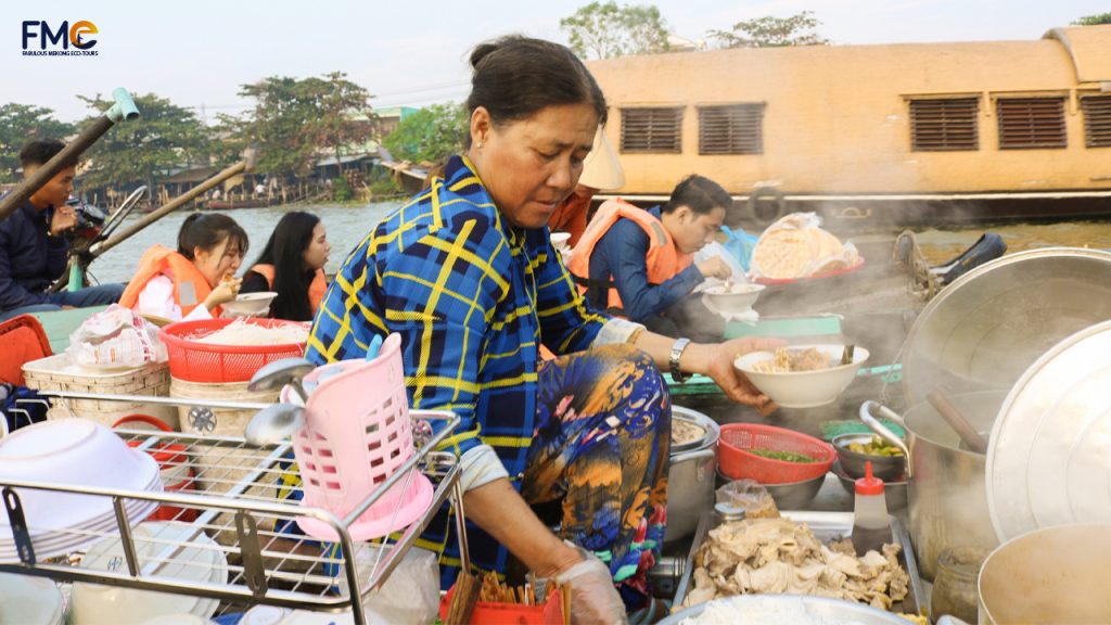 Rice noodle soup in Floating Market