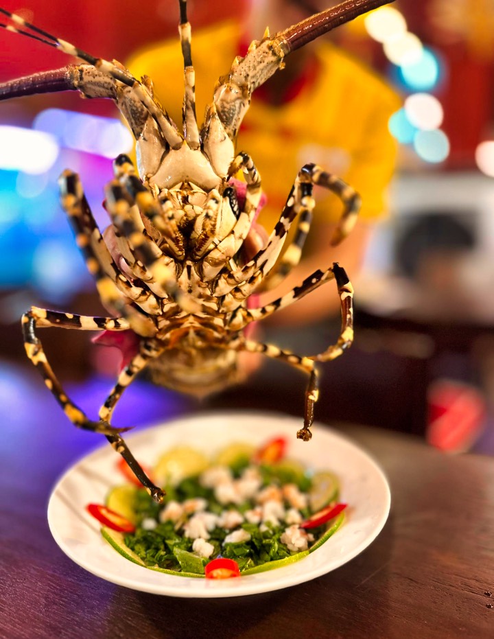 Lobster Sen Dai Viet restaurant