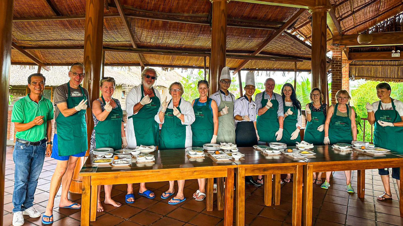 Cooking class at Can Tho Ecolodge