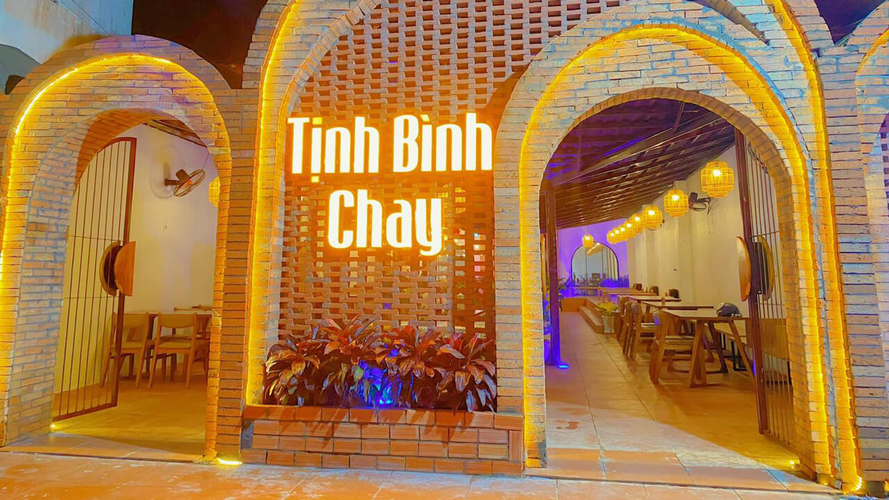 Tinh Binh vegetarian restaurant in Vinh Long