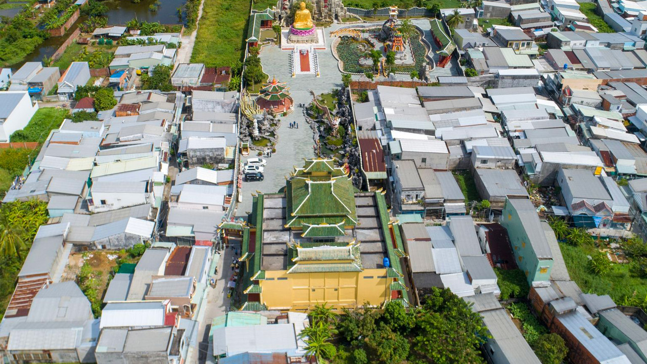 Flycam view of La Han Pagoda in Soc Trang