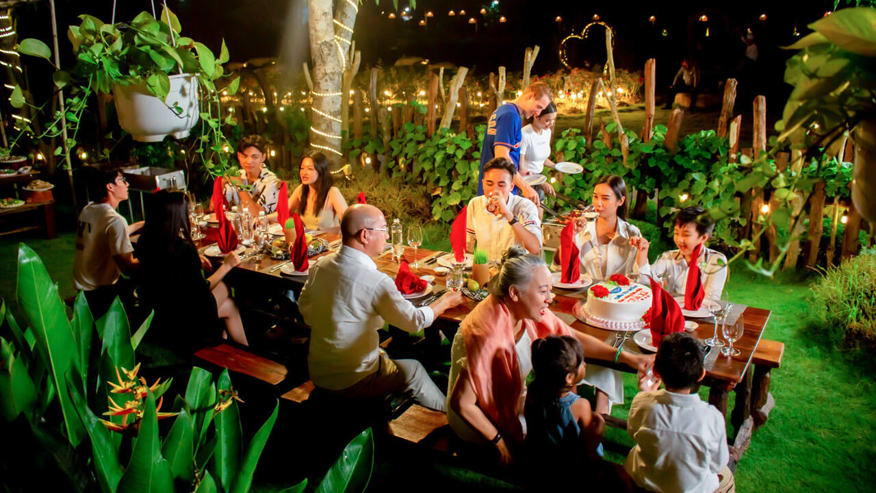 Intimate dinner party space at Can Tho Eco Resort