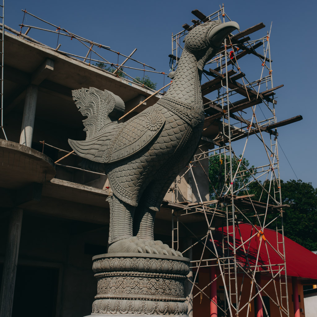 Hamsa Bird Statue