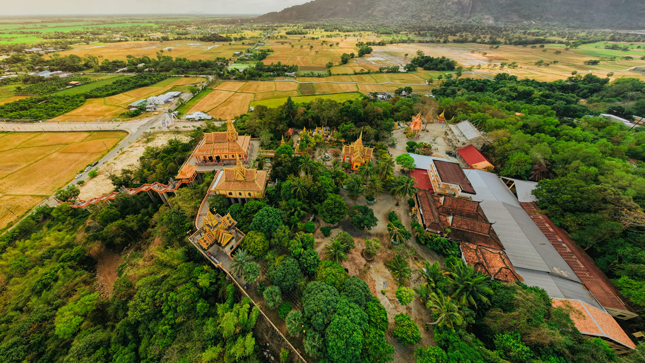 Images of Ta Pa Pagoda - Khmer architecture in the Mekong region