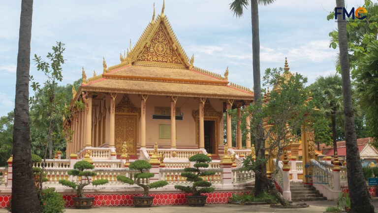 Kh'leang Pagoda in Soc Trang - 500 year old Khmer temple